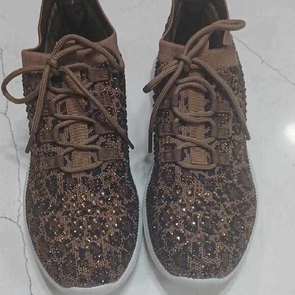 Stylish Animal Print With Stones, By Aqua College, Water Proof Sz 9, Gentle Used - Picture 5 of 10